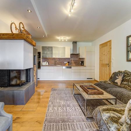 Dreany Apartment Right Next To The Cable Cars ホラースバッハ・イム・ピンツガウ エクステリア 写真